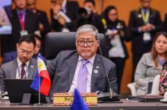 马科斯完全了！新任外长为何对华立场骤变？